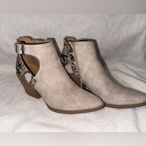 Seven Dials boots